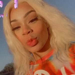 Meet your Posher, Joy